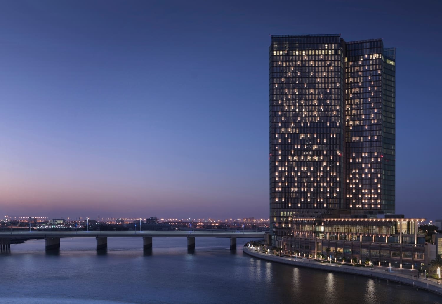 Four Seasons Private Residences Abu Dhabi at At Al Maryah Island cover image