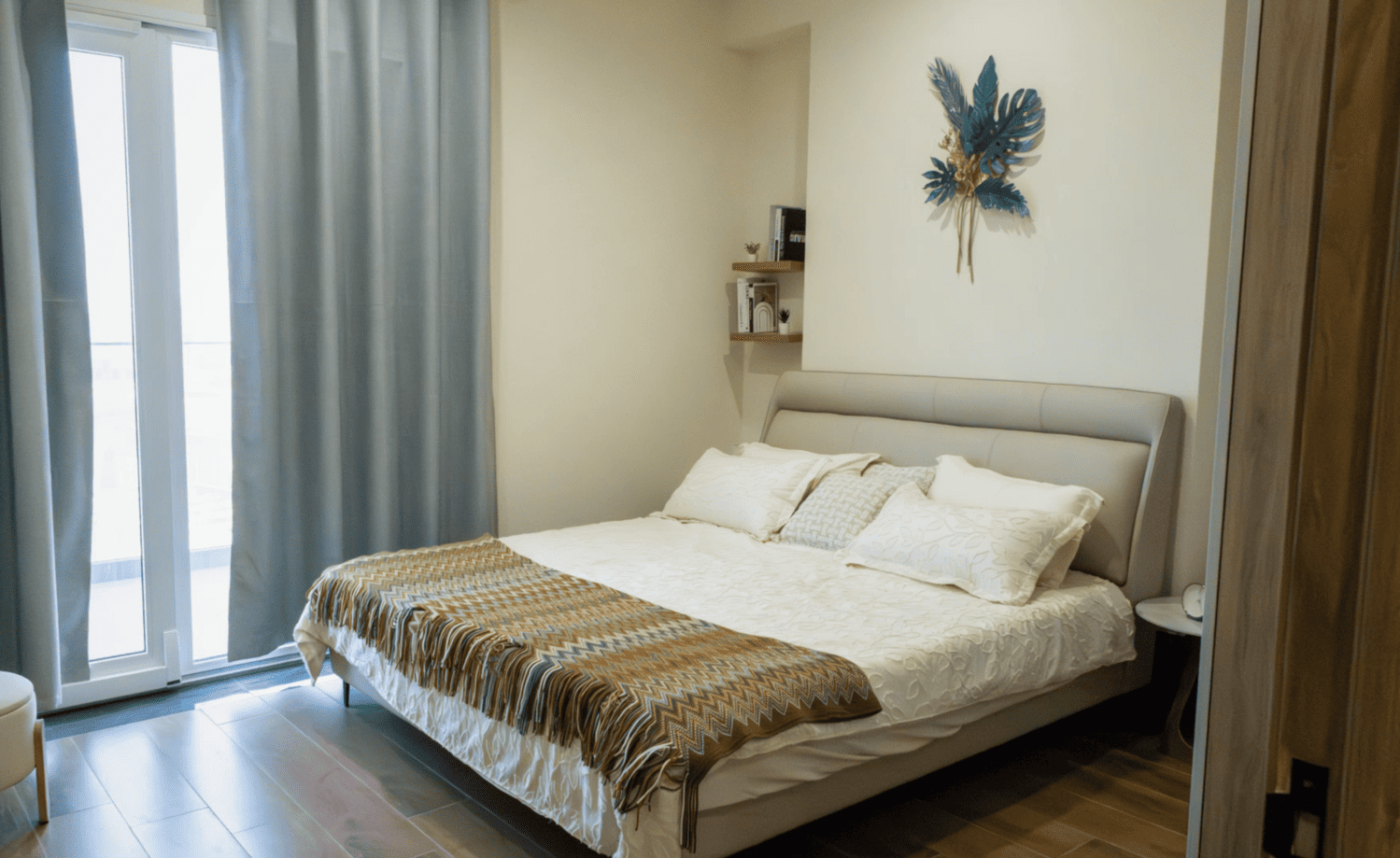 Manam Prime interior 1