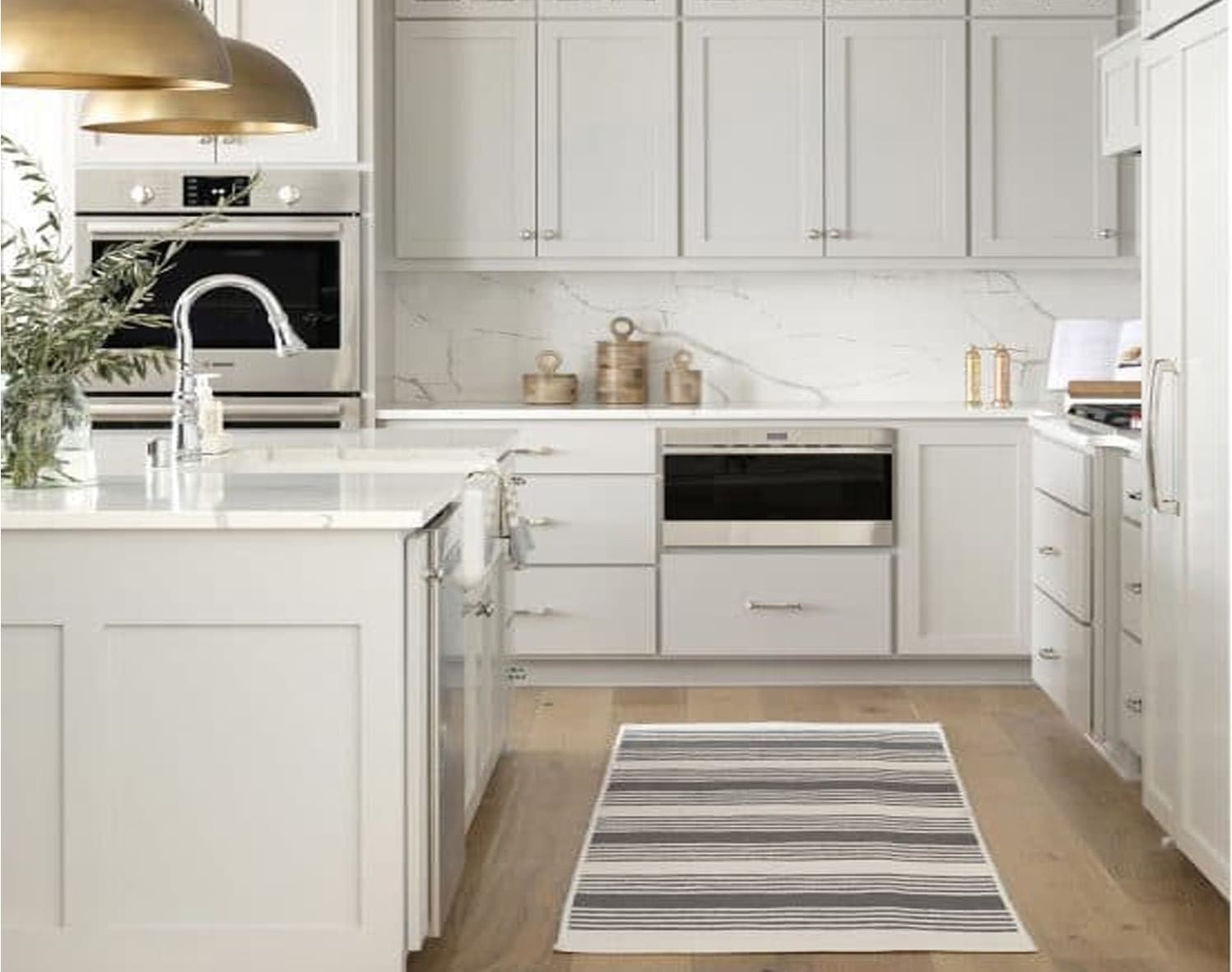 Mayas Geneva interior 4