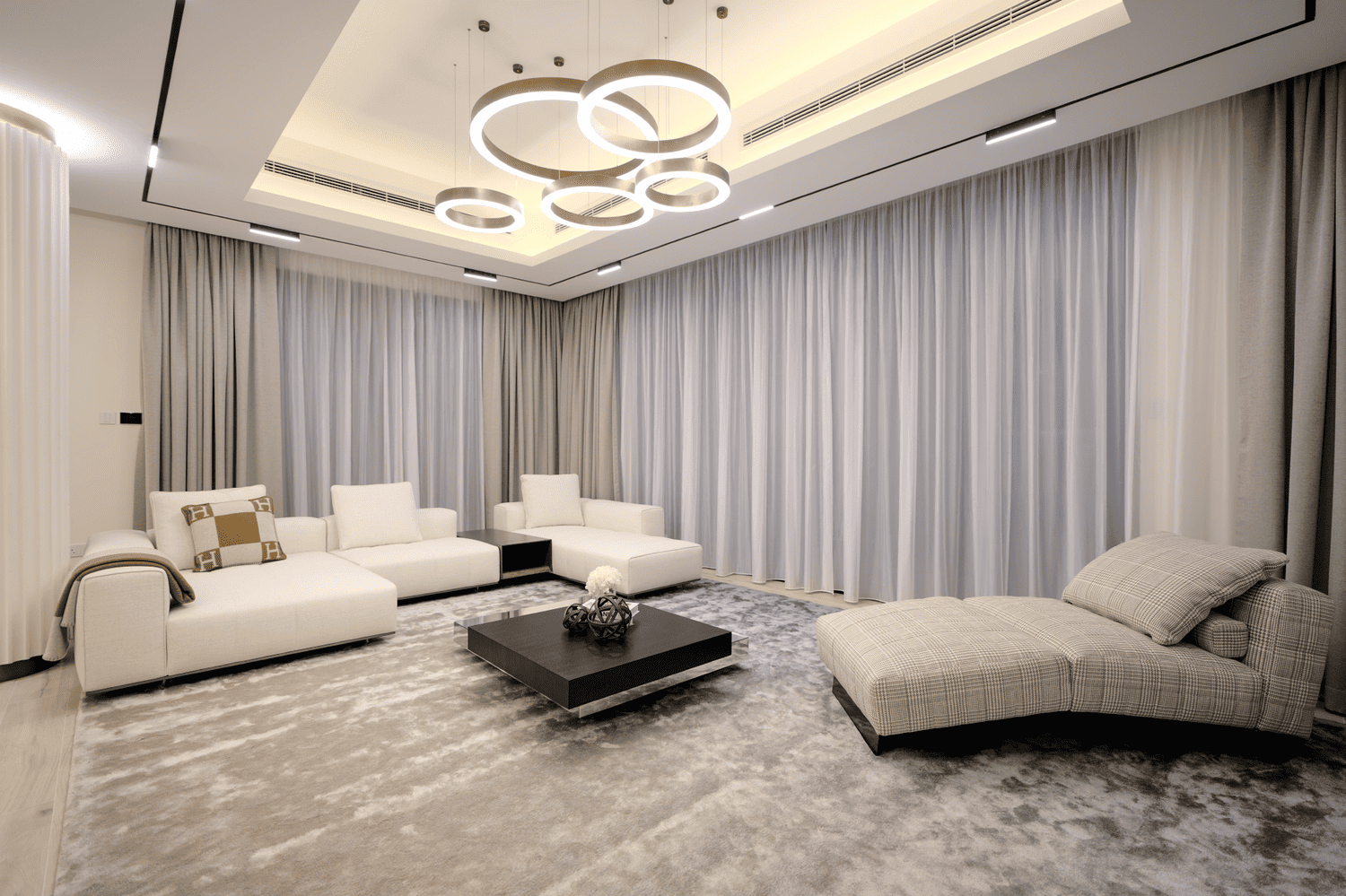 Silk Leaf 4 interior 3