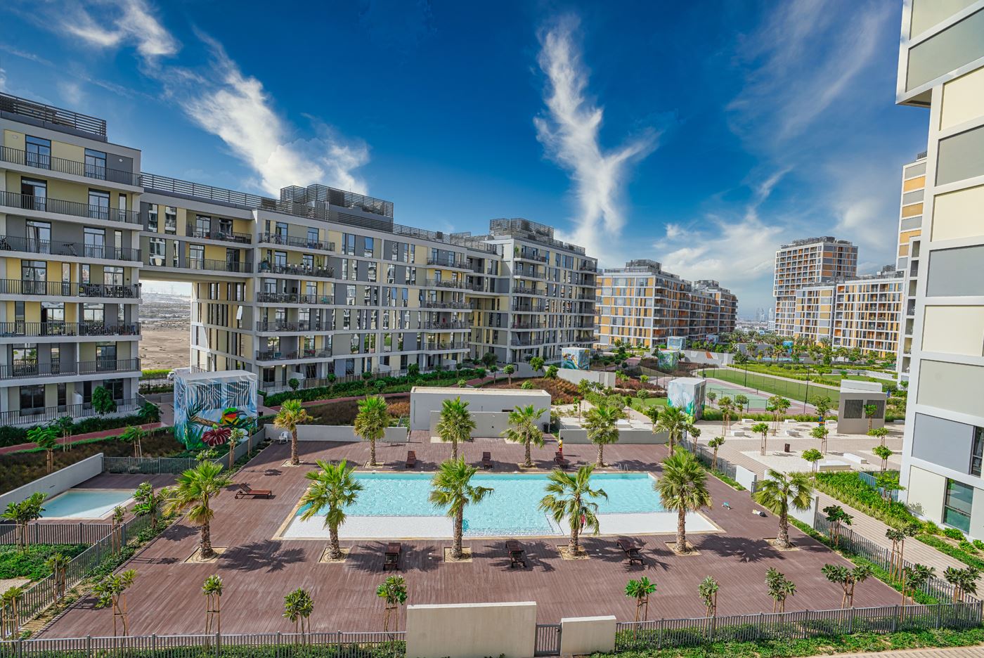 Swimming pool (family & children) amenity image