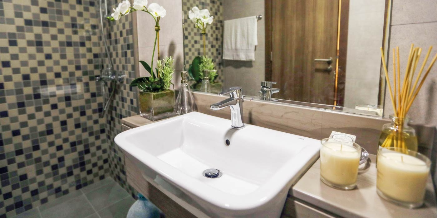 Azizi Samia interior 2