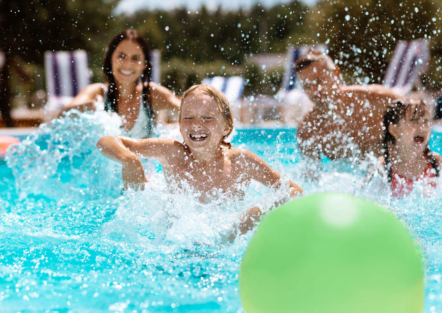 Community Pool amenity image