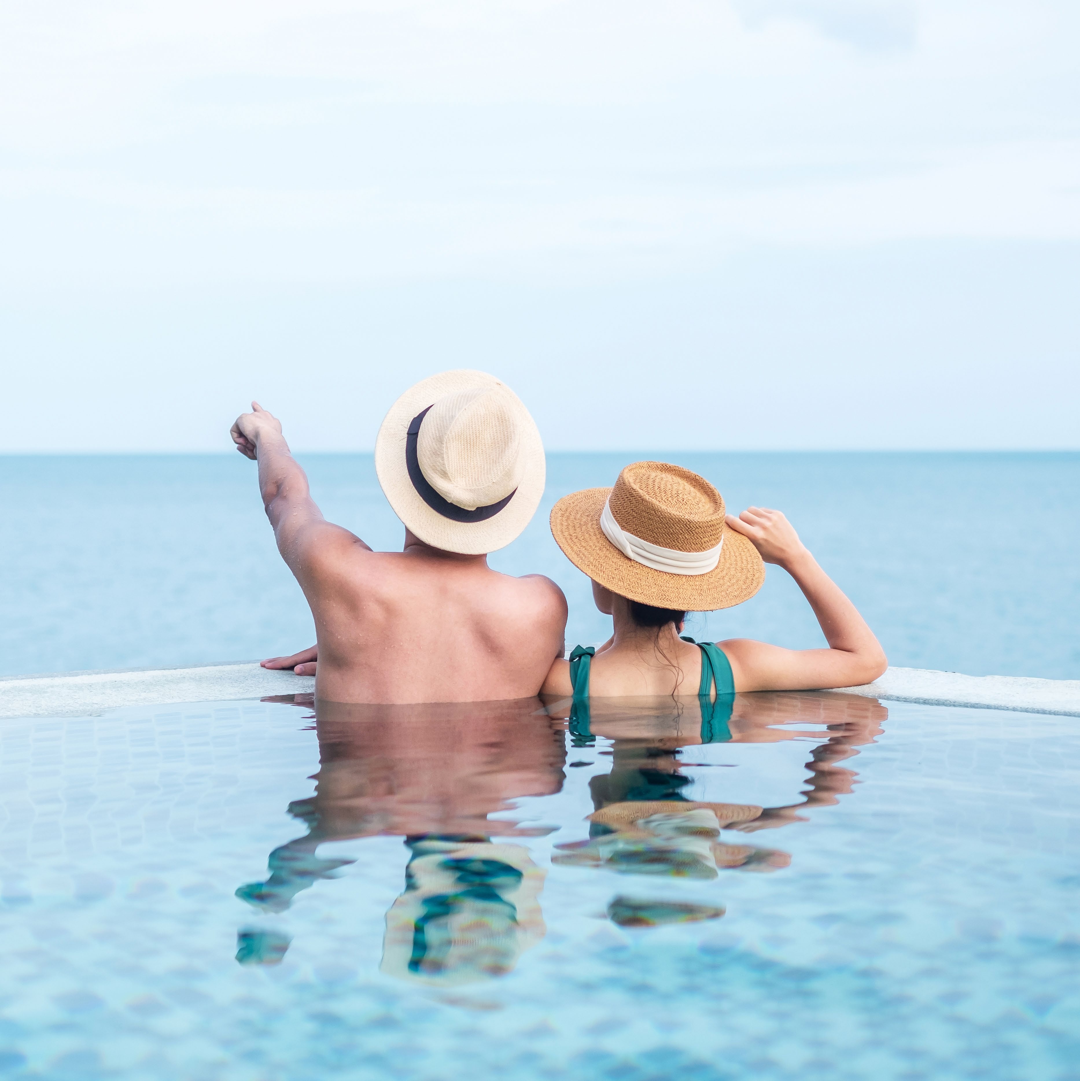 Large Swimming Pool amenity image