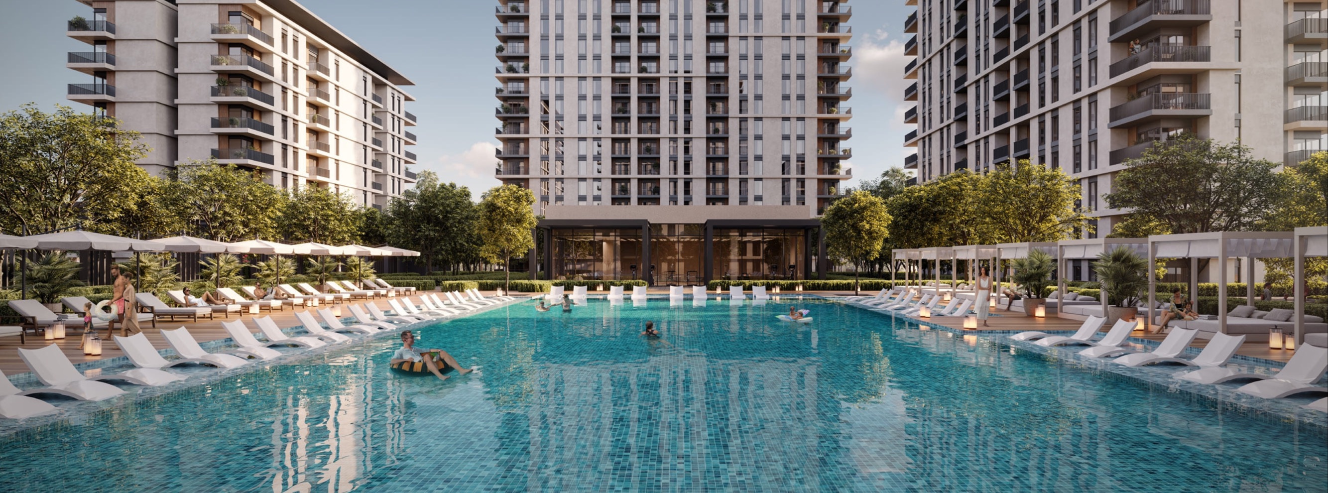 Infinity Pool & Pool Deck amenity image