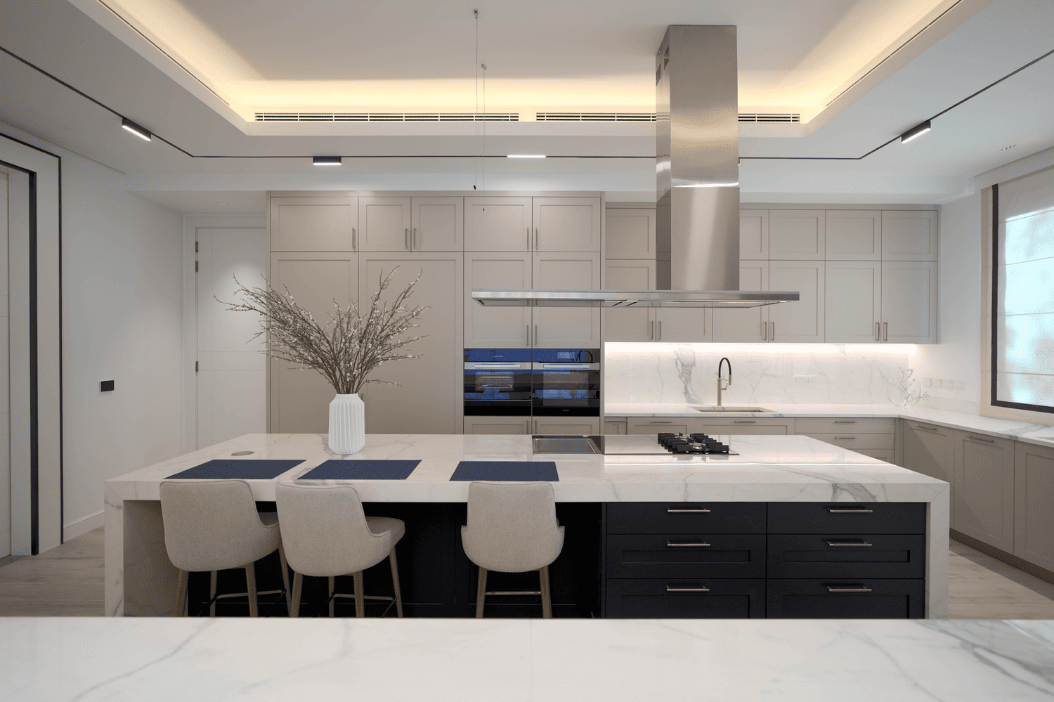 Silk Leaf 4 interior 5