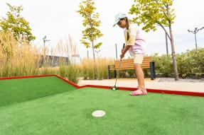 Outdoor Mini Golf amenity image