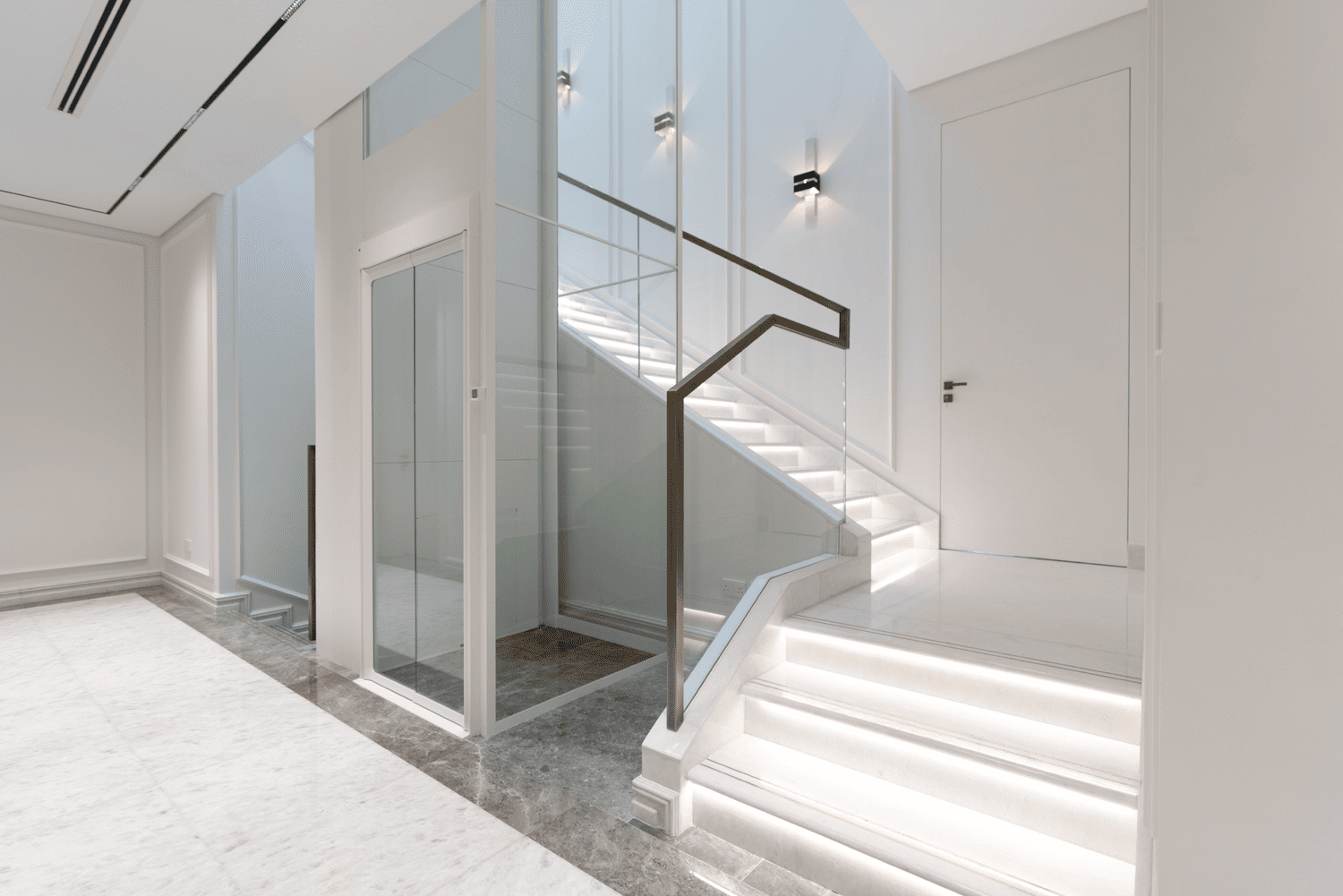 Silk Leaf 4 interior 14