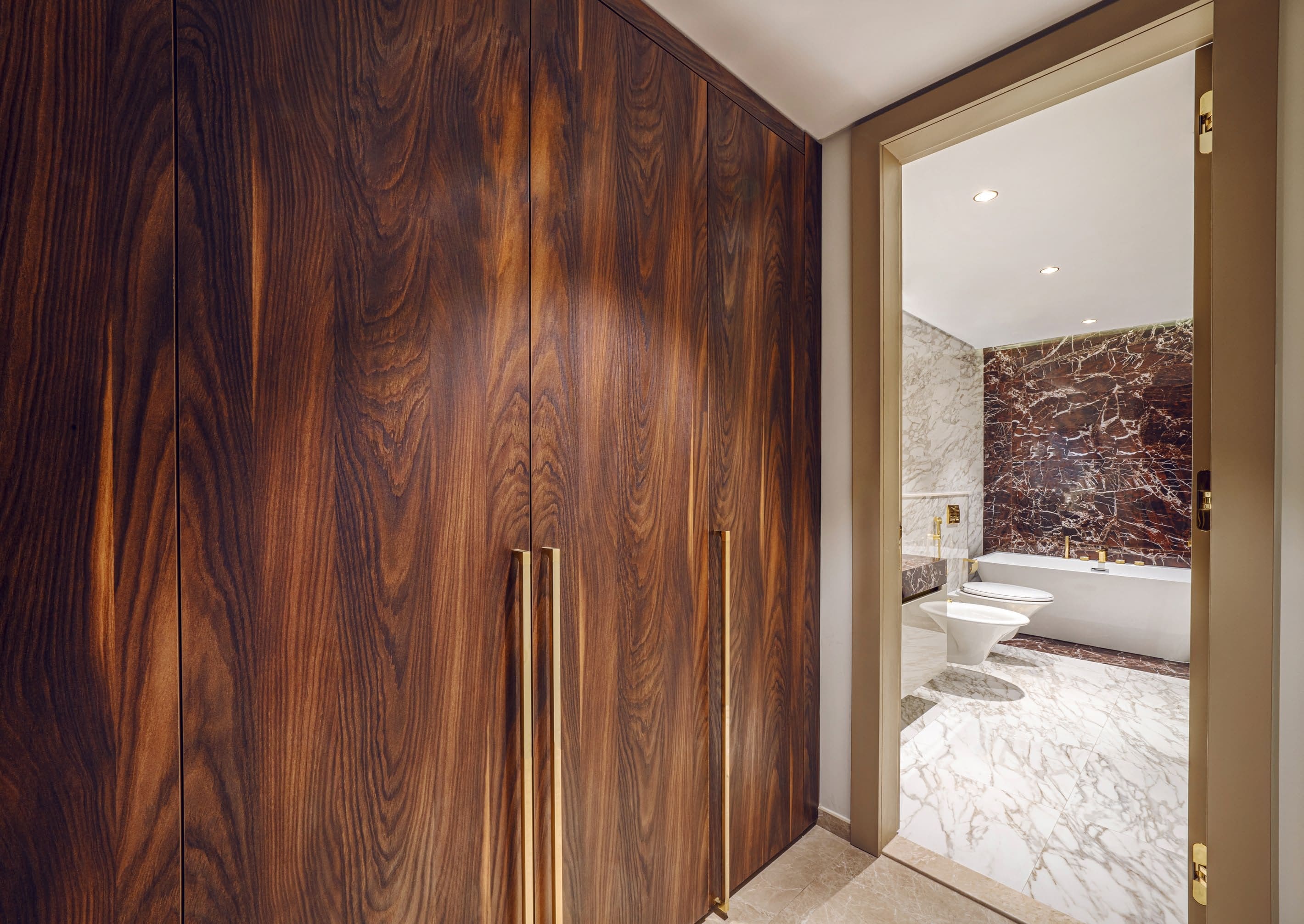 AVENUE Residence 4 interior 9