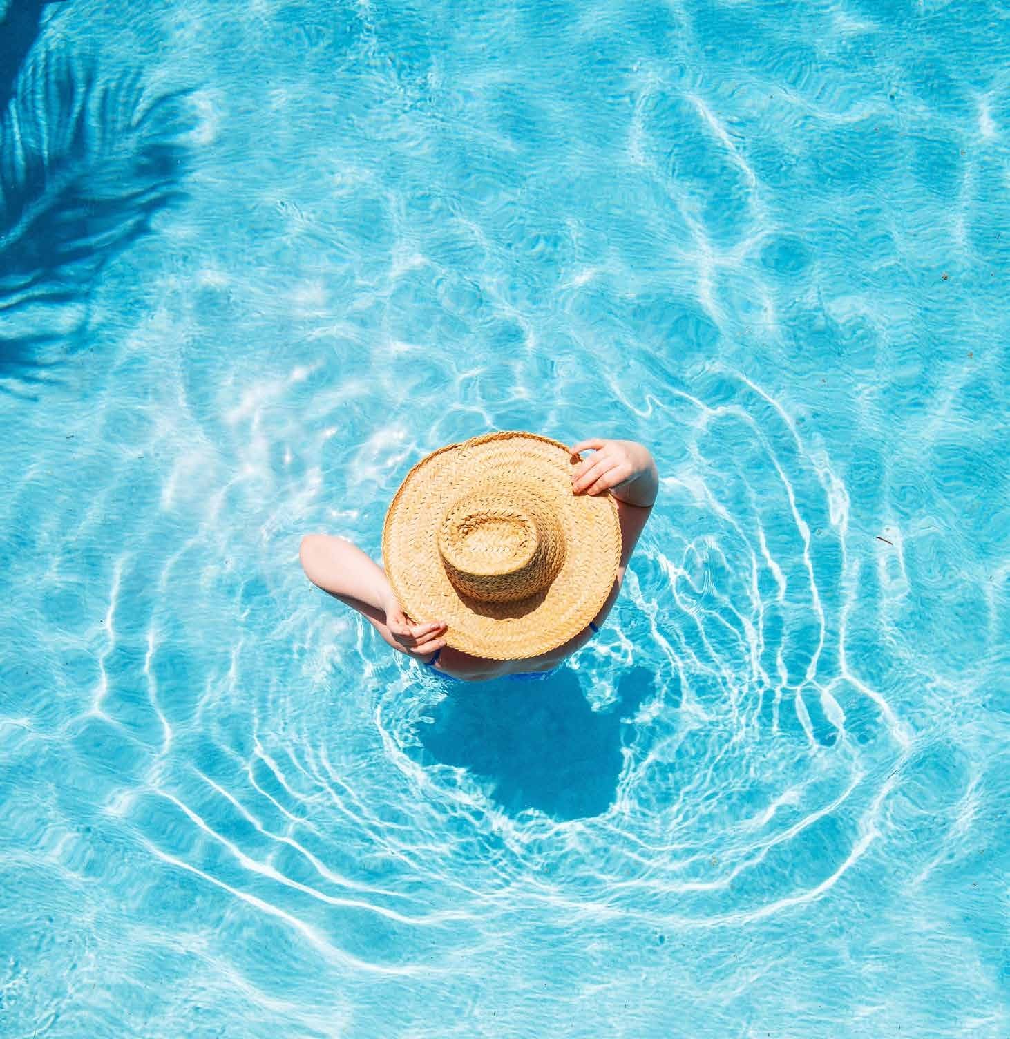 Swimming pool amenity image