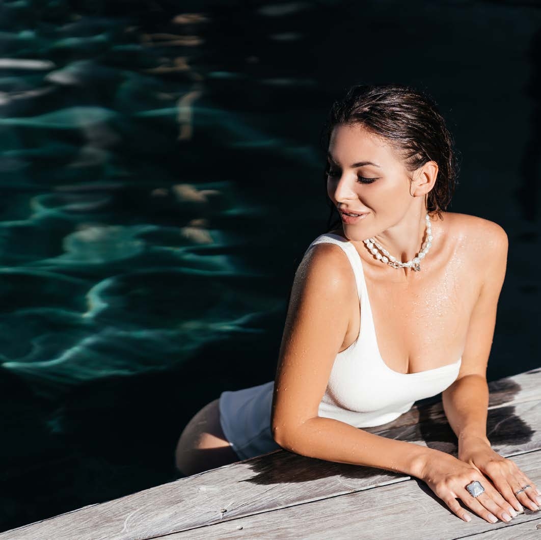 3 Rooftop Private Gardens & Pools amenity image