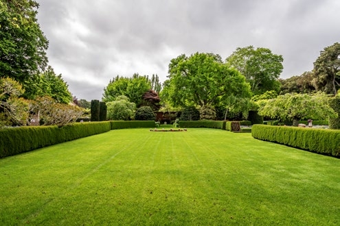 Landscaped garden amenity image