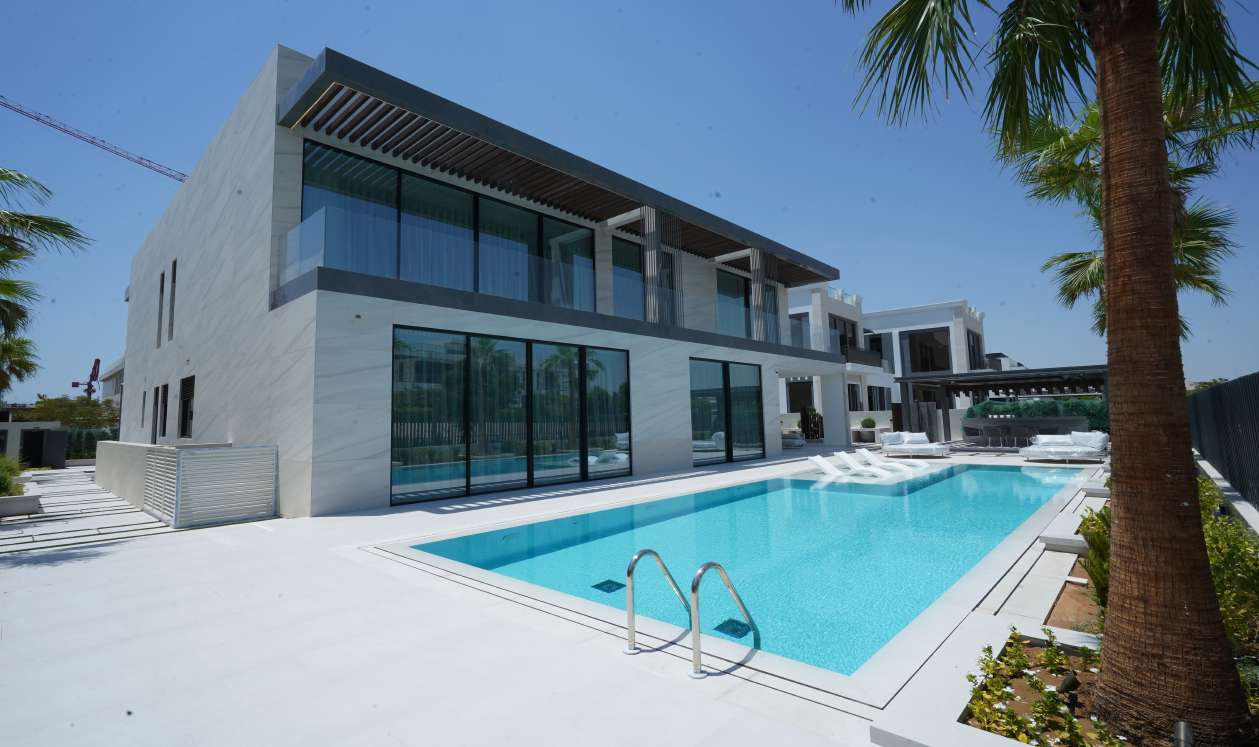 Dubai’s Hills Fairways 69 architecture 2