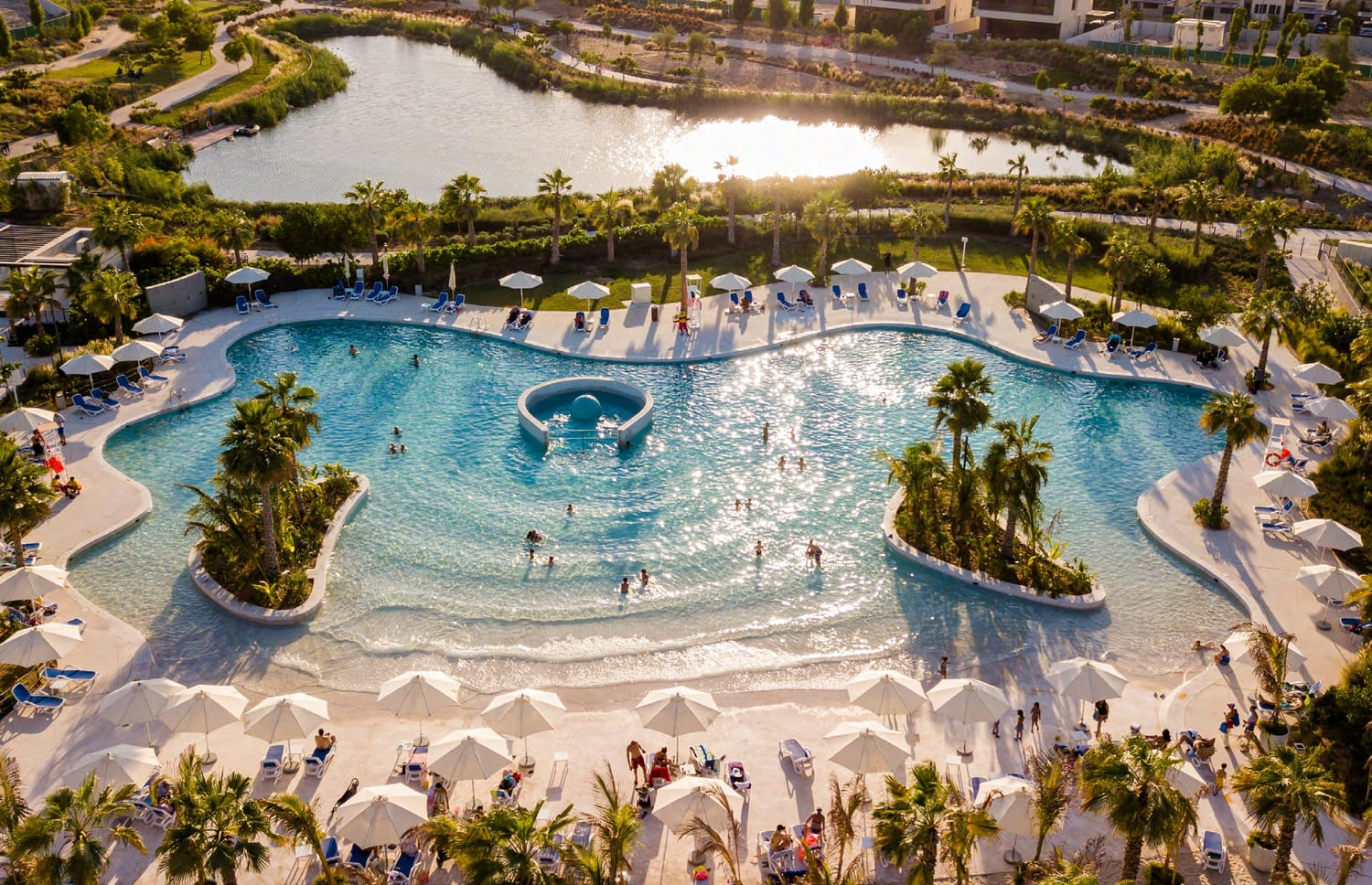 Wave pool amenity image