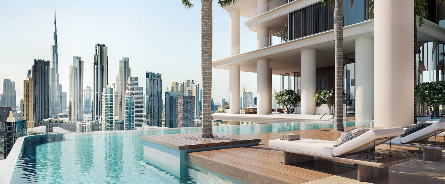 Stunning infinity-edge pool amenity image