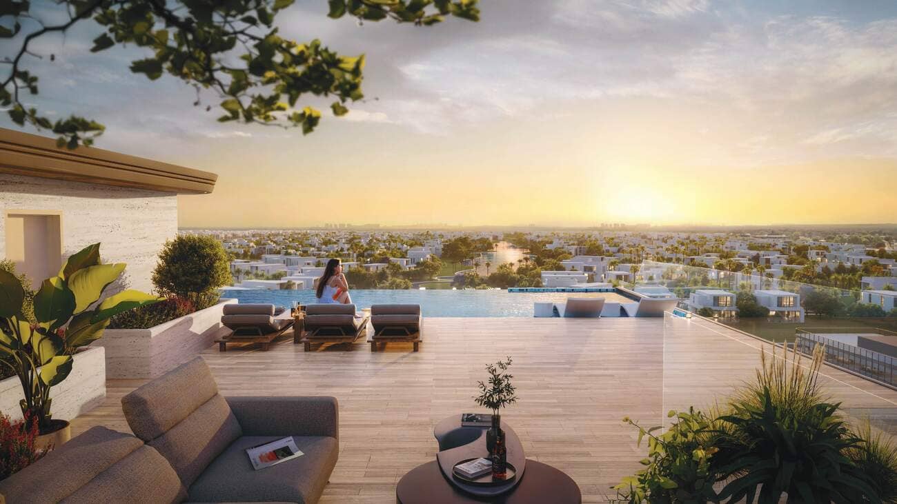 Roof Lounge & Pool amenity image