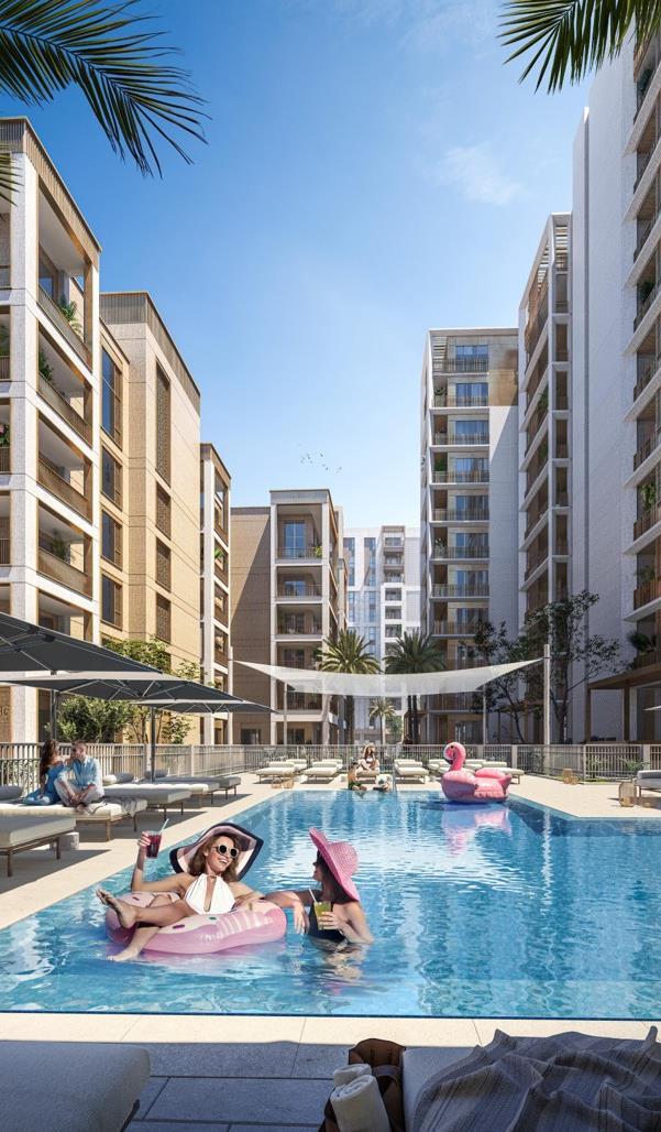 Community Pool & Kids Pool amenity image