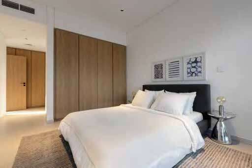 Marquise Square interior 3