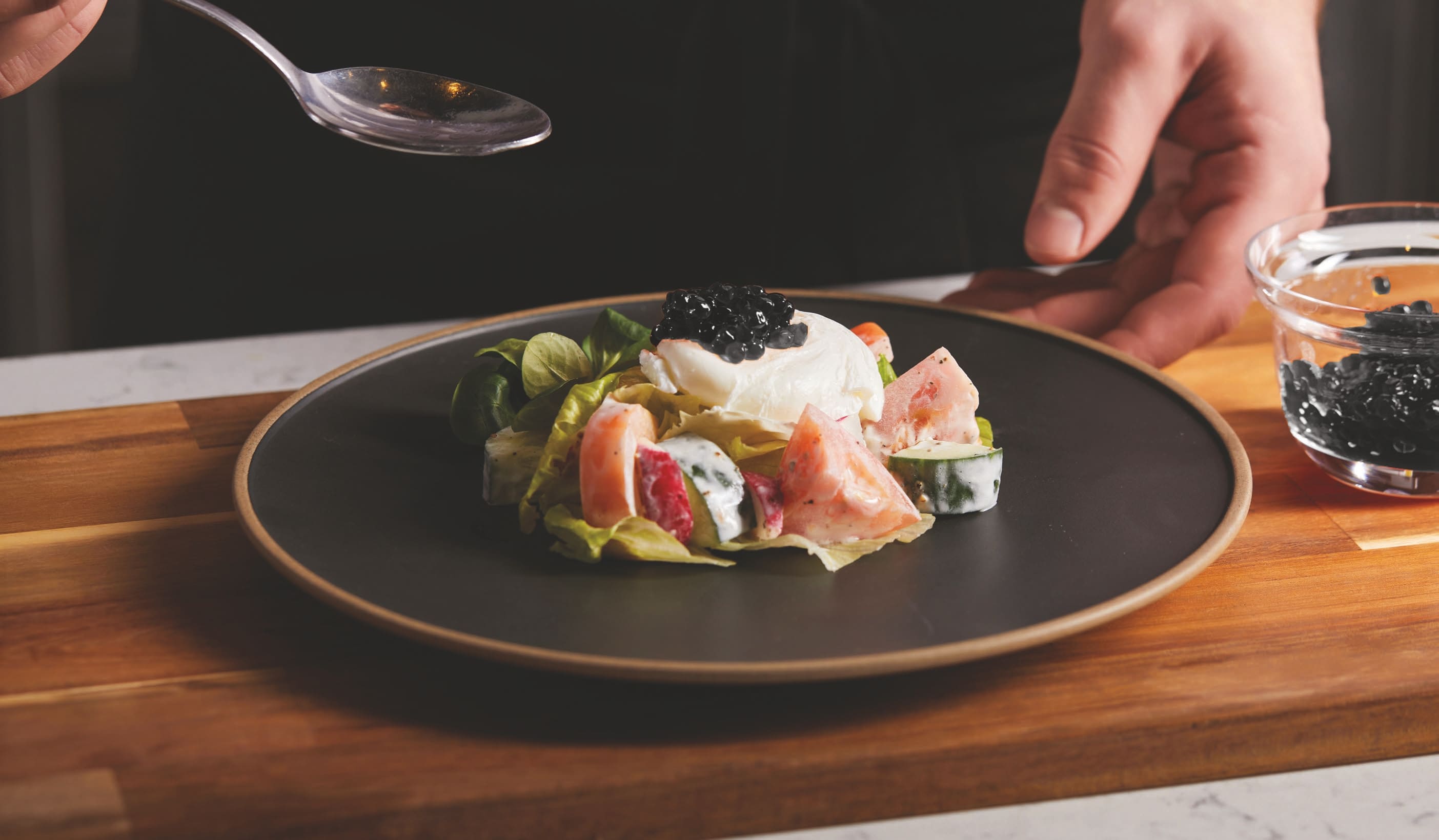 Intimate dining experiences to hire private chefs amenity image