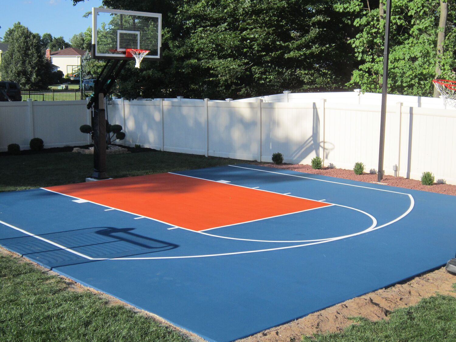 Single Basketball Court amenity image