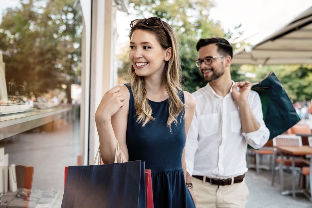 Wide variety of retail options amenity image