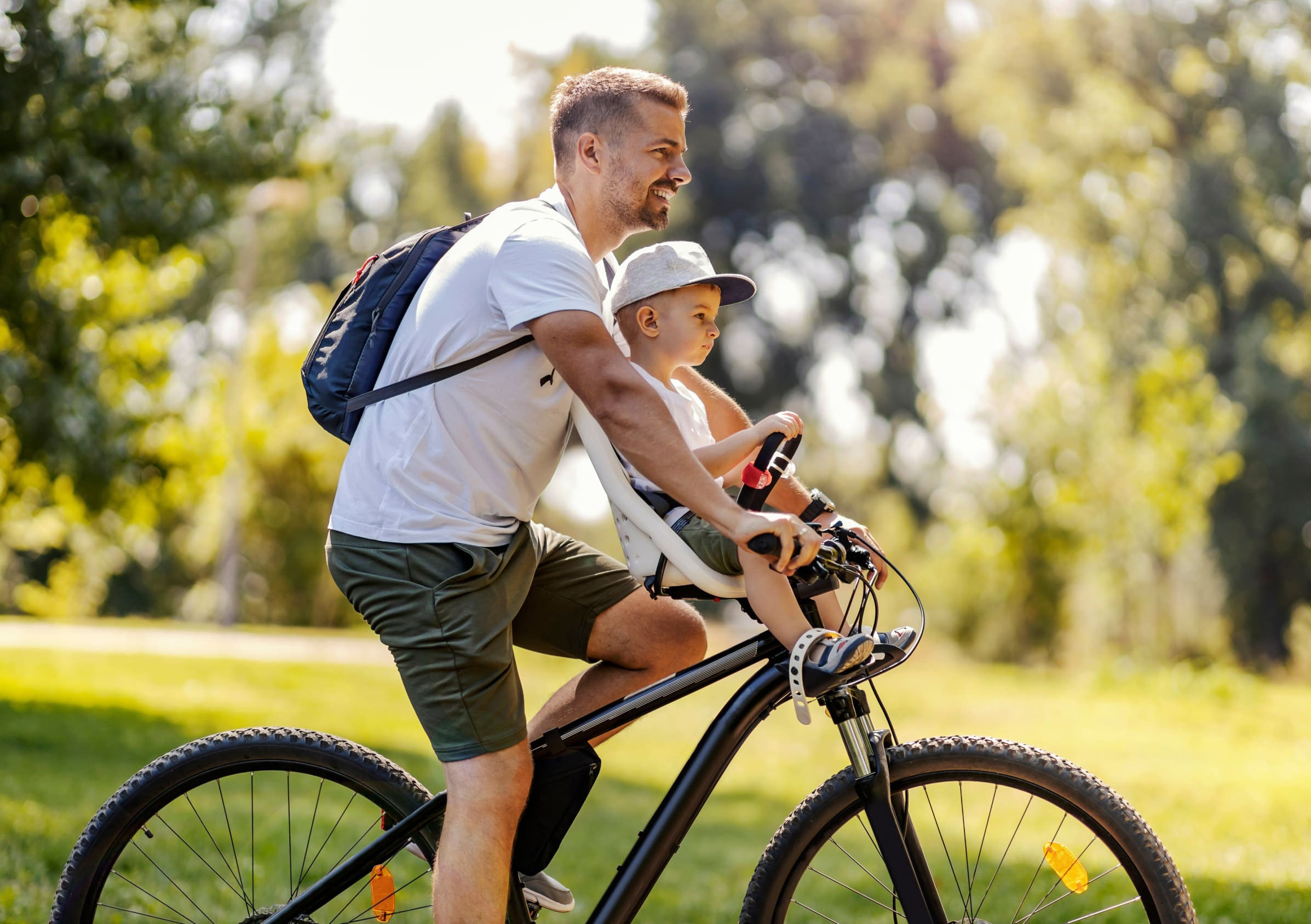 Jogging and cycling tracks amenity image
