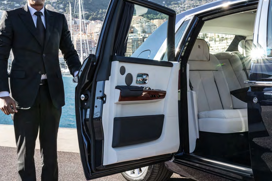 Chauffeured Rolls Royce Service amenity image