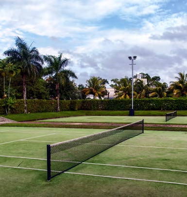 Squash & tennis court amenity image