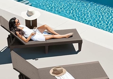 Sunbathing Lounge amenity image