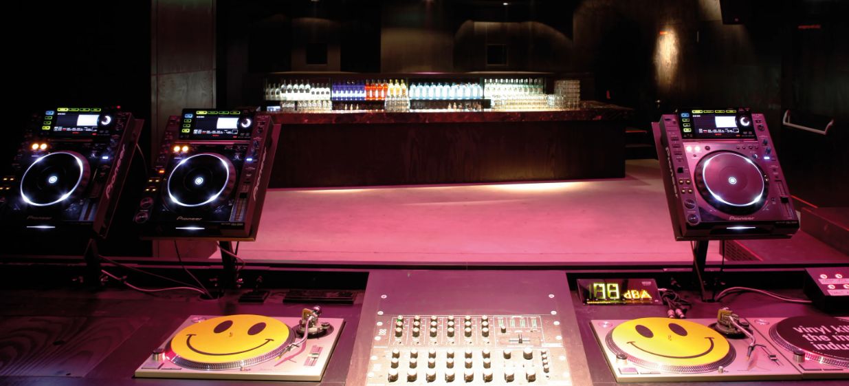 ⁠DJ Booth amenity image