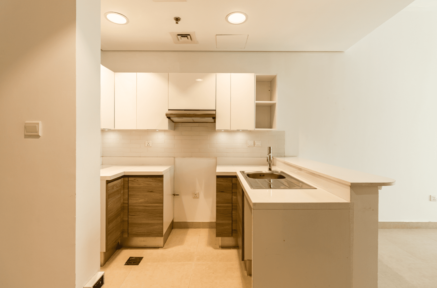 Iris Amber interior 2