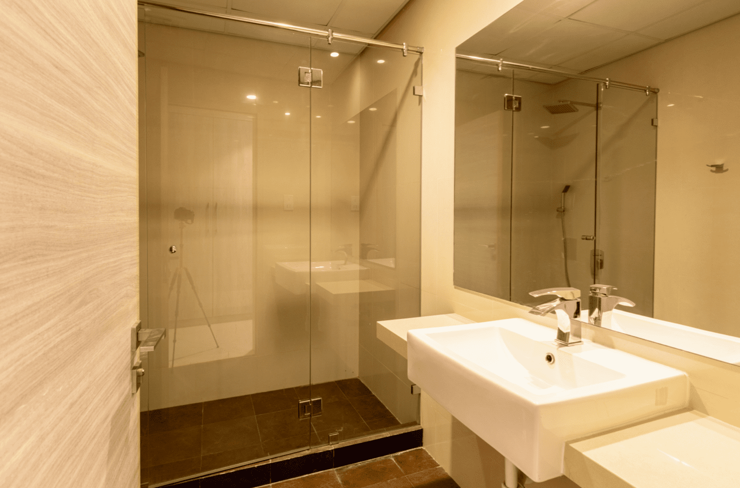 Iris Amber interior 4