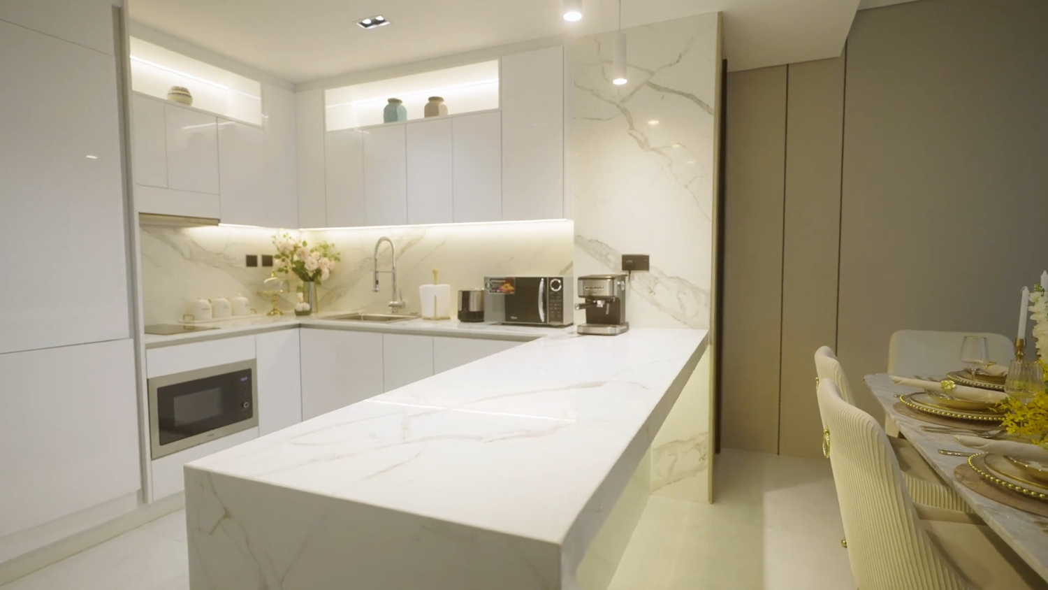 Lazord by Lapis Phases 1 and 2 interior 3