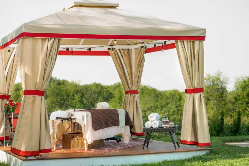 Open Cabanas amenity image