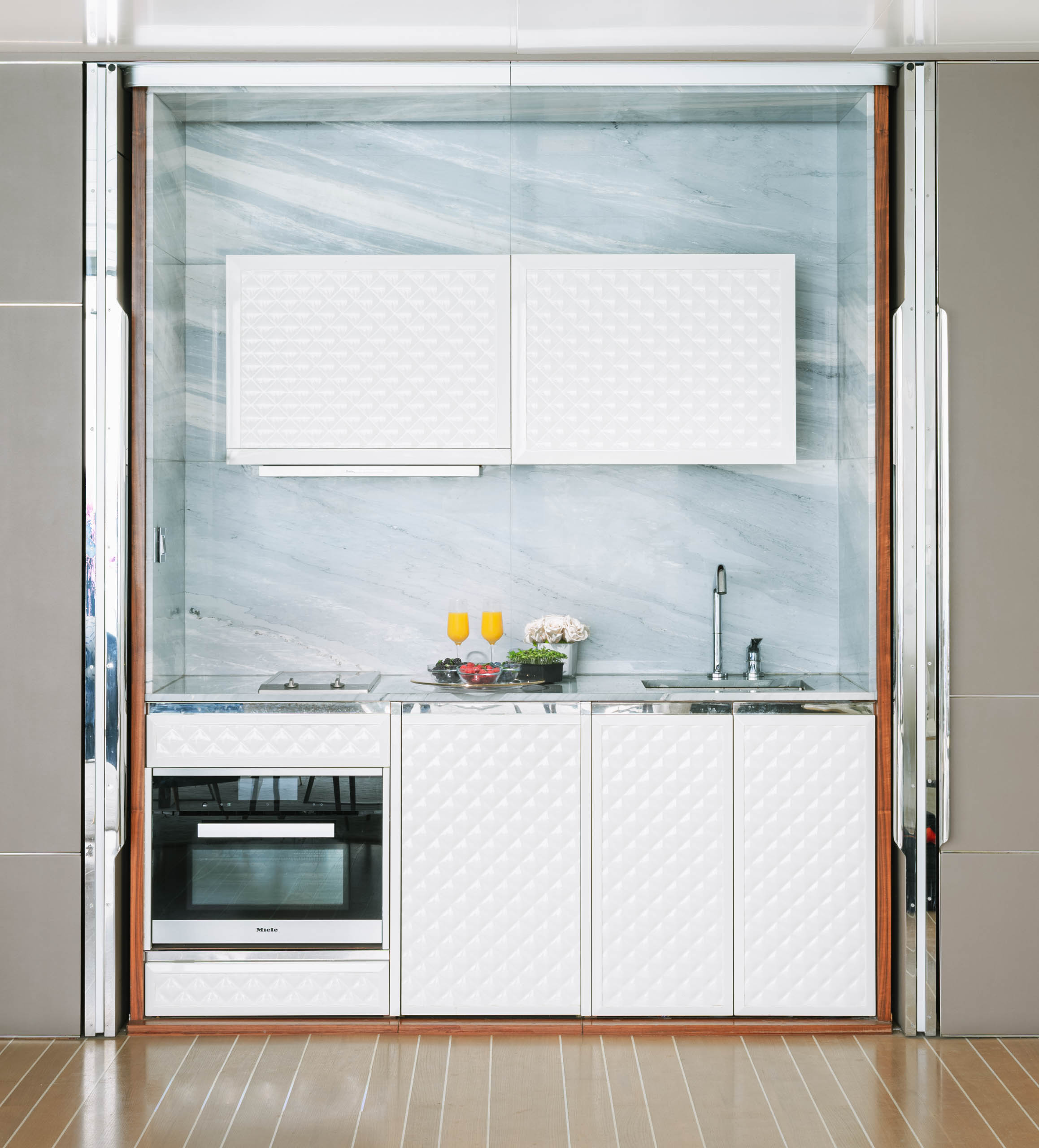 The Heart of Europe - Honeymoon Island and The Floating Seahorse interior 2