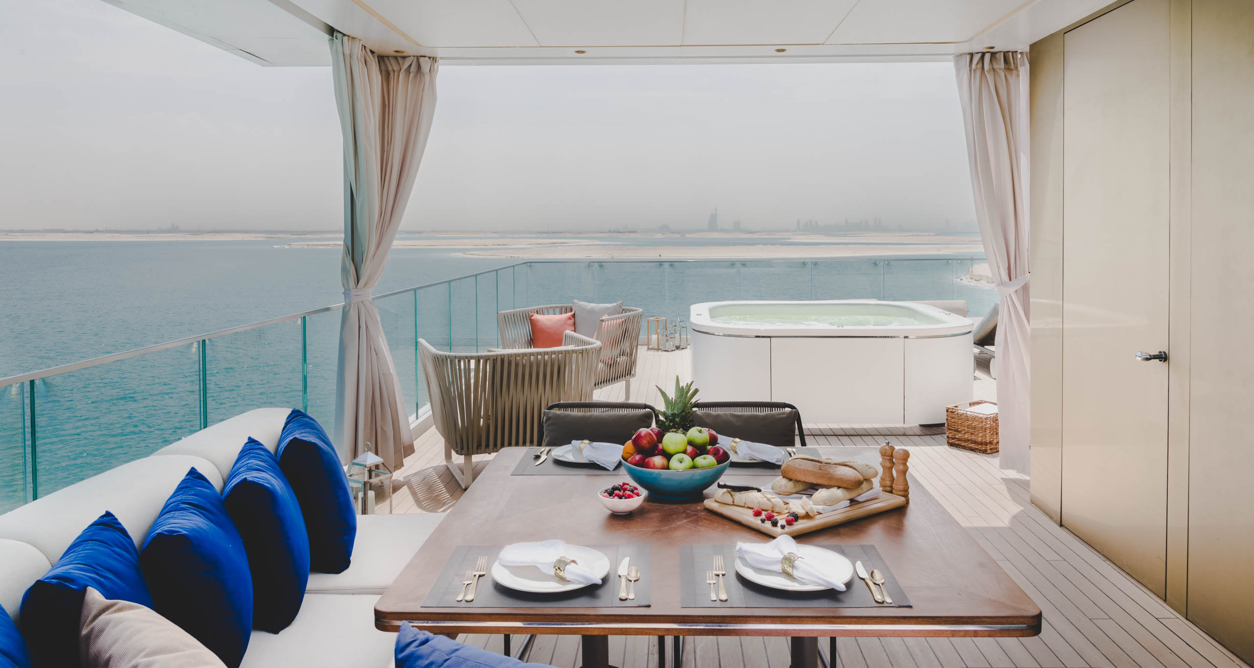 The Heart of Europe - Honeymoon Island and The Floating Seahorse interior 5