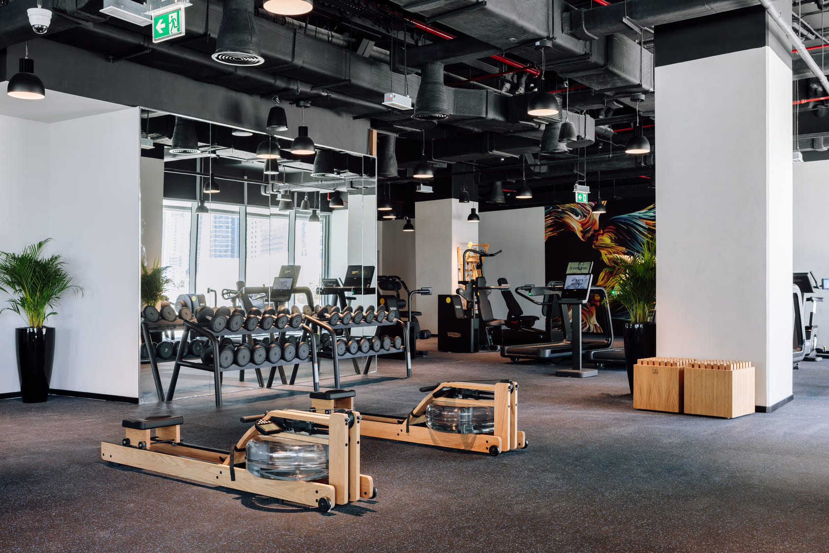 Fully equipped gym amenity image