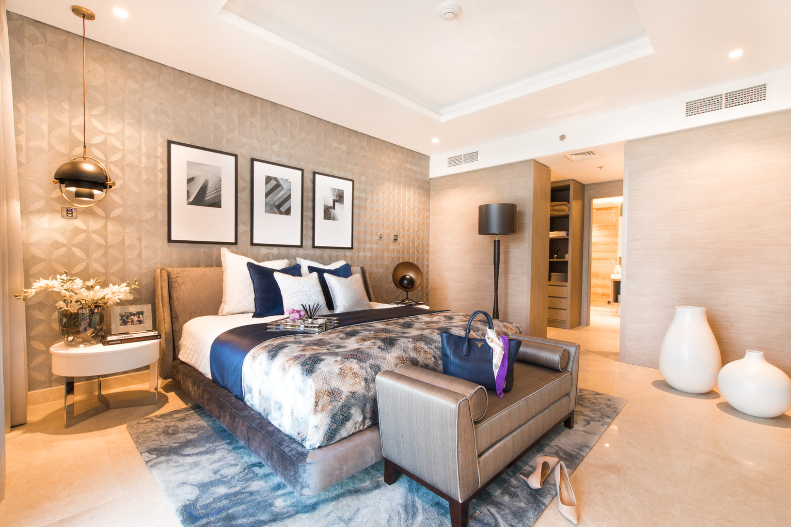 The Sterling interior 6