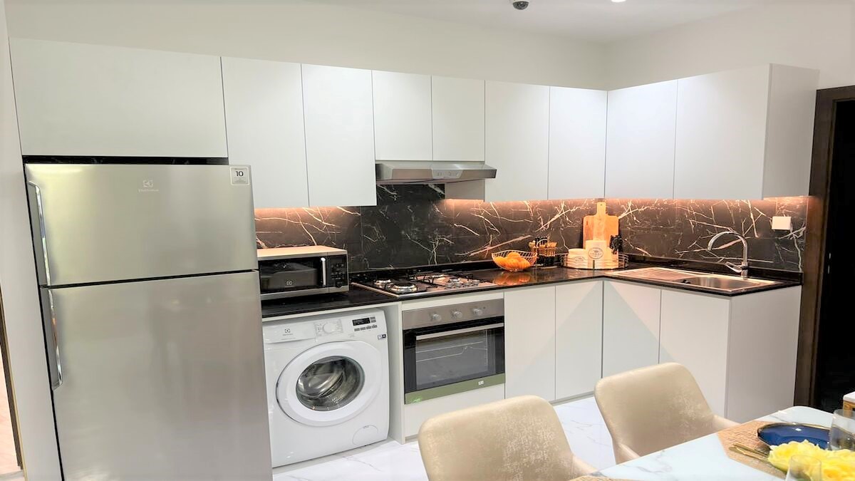 Maimoon Gardens interior 2