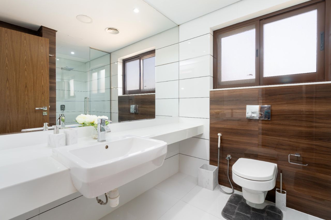 Lilac Park interior 5