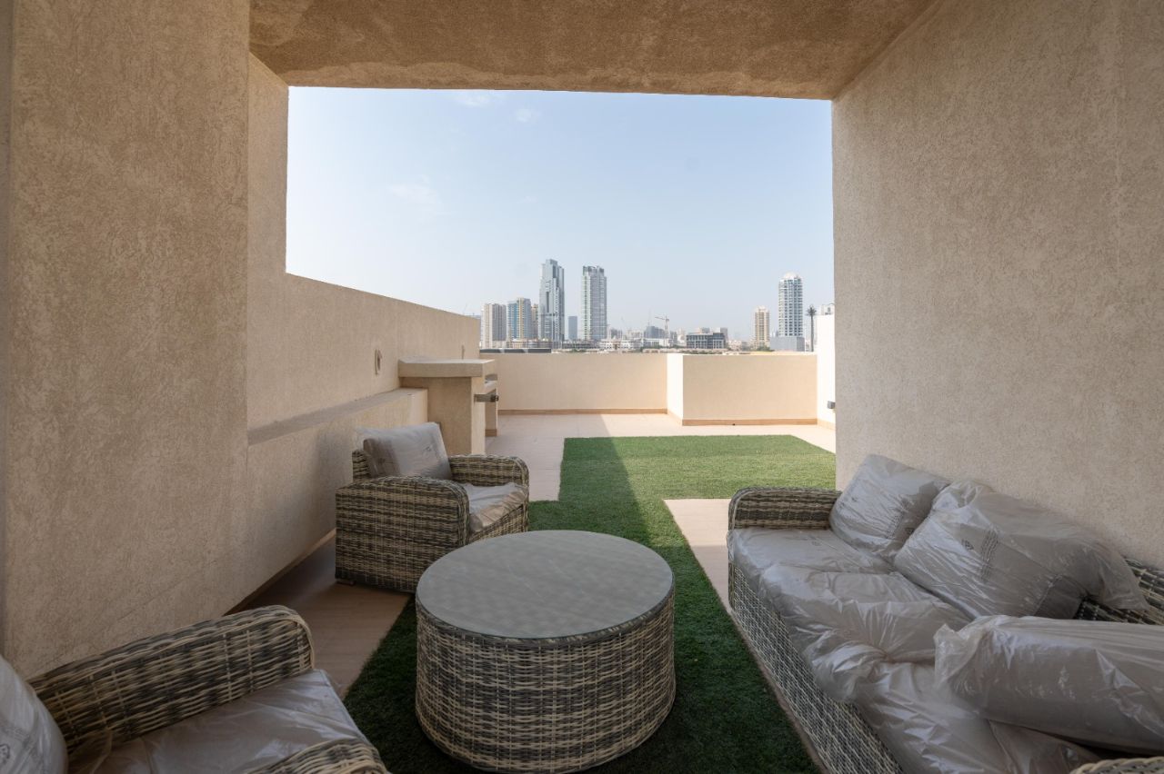 Lilac Park architecture 2