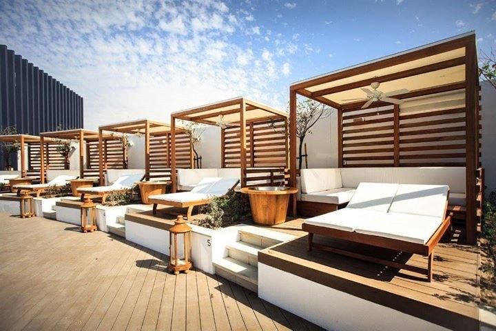 Sunken Seating & Sun Lounges amenity image