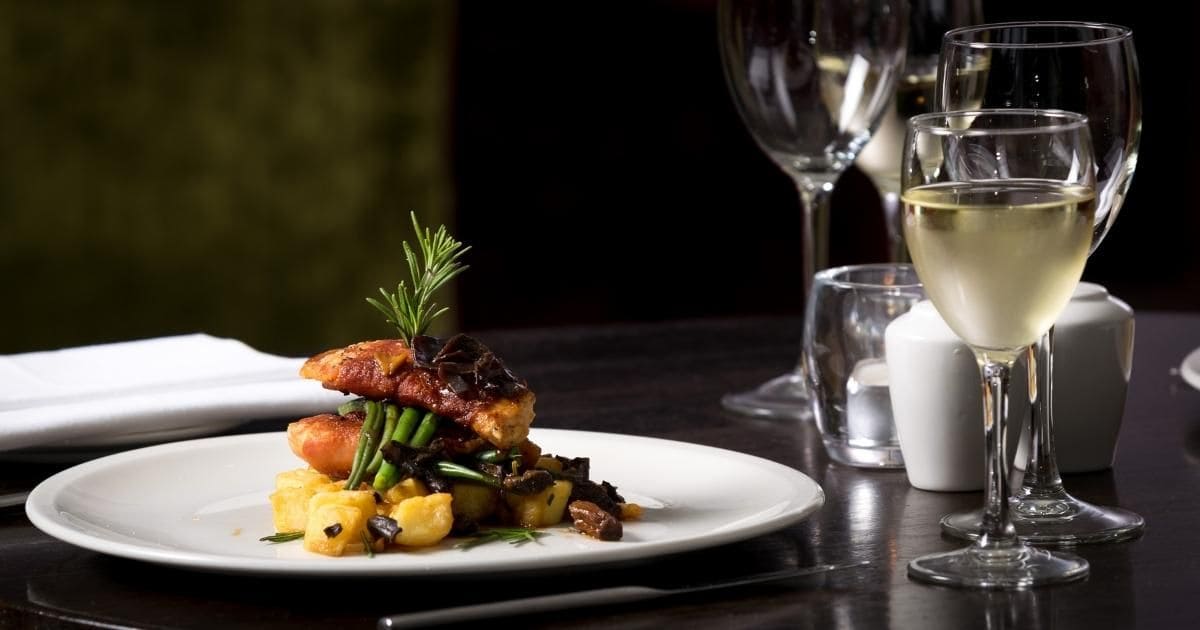 Breakfast & All day dining restaurant - health bar amenity image