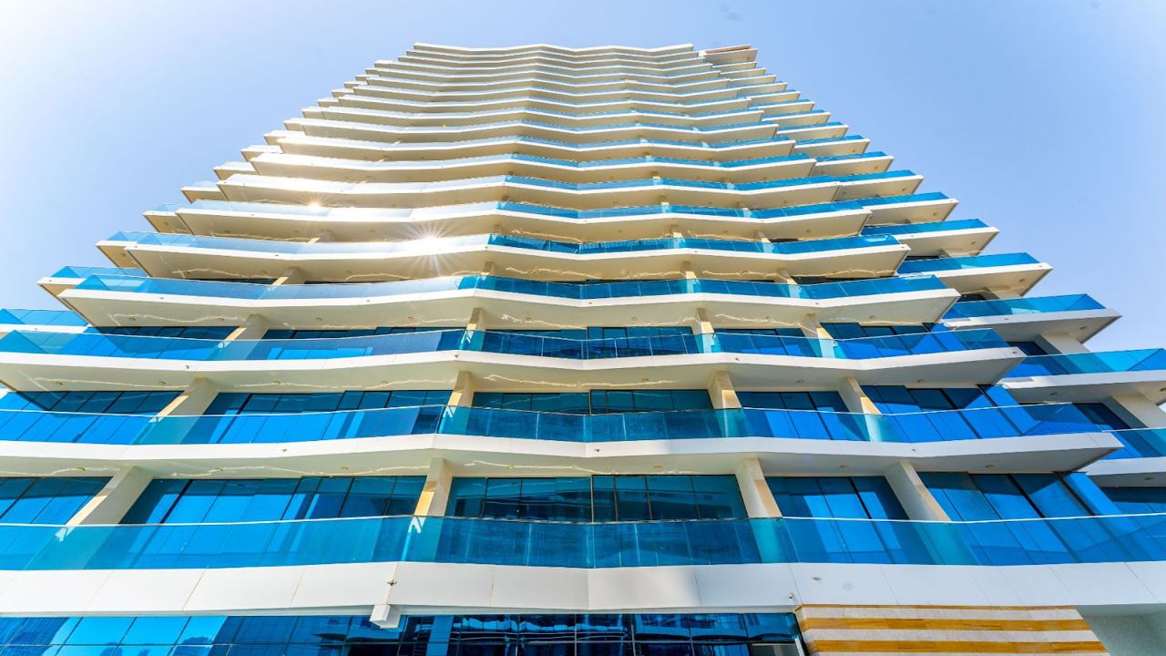 The Waves Business Bay architecture 4