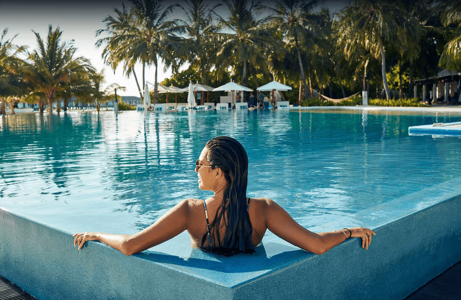 Infinity Swimming Pool amenity image