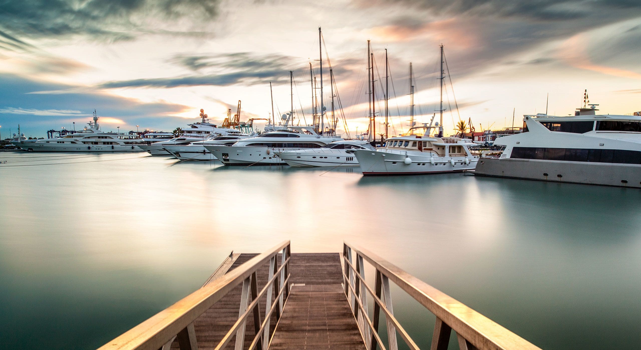 Private boat dock for yachts amenity image